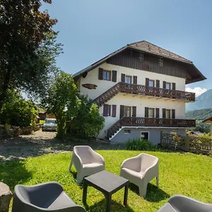 chalet-les-myrtilles.hotels-rhonealpes.com/